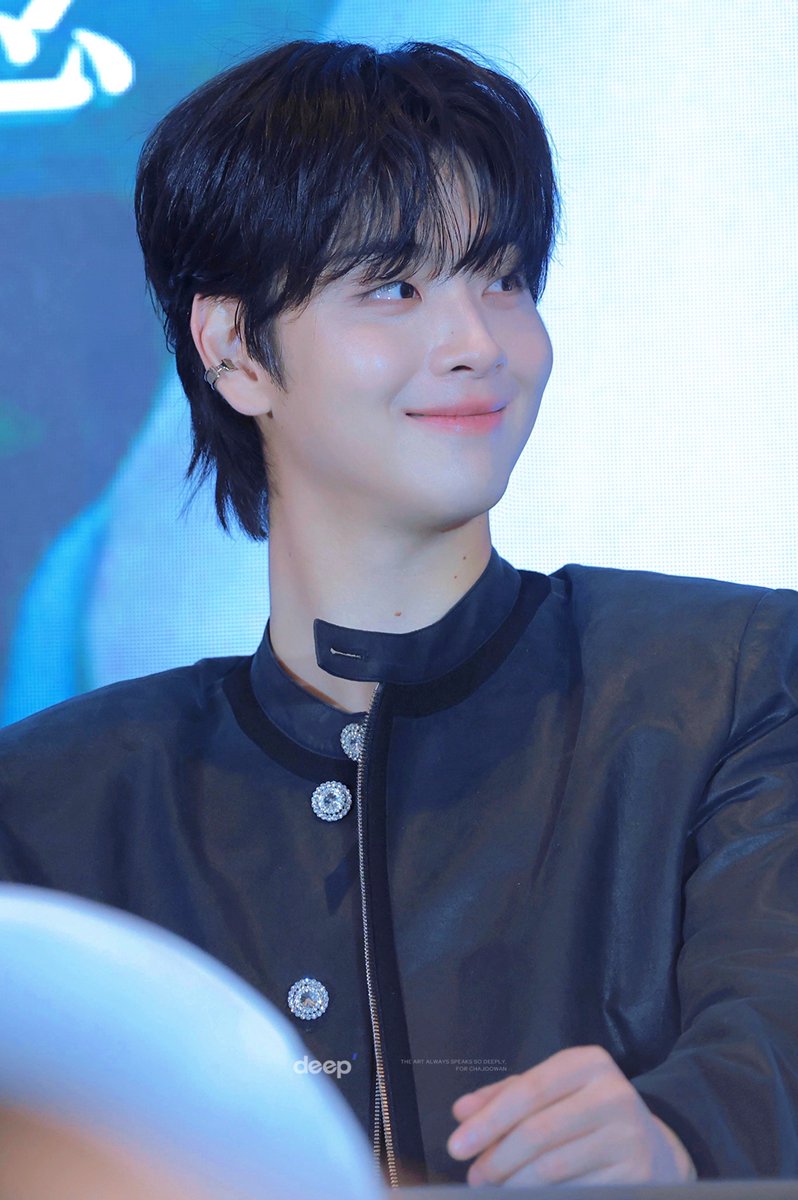 251123
광대뽈록이✨

#차주완 #주완 #chajoowan