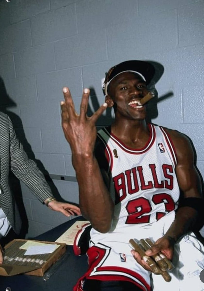 nshanab_'s tweet image. 