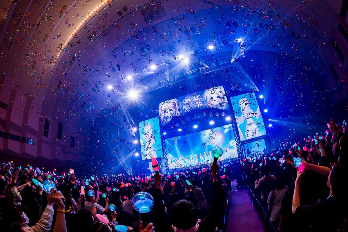 HIMEHINA
🫧HIMEHINA 
LIVE 2025『LIFETIME is BUBBLIN』🫧

２日間、
頼もしいバンドメンバーと共に
演奏させていただきましたっ！！

ヒメヒナちゃんたちと、
スタッフのみんなと、
JOJIのみんなと駆け抜けた２日間🥕
とても暖かい、いや、熱いチームですな。
ありがとうございましたっ！！