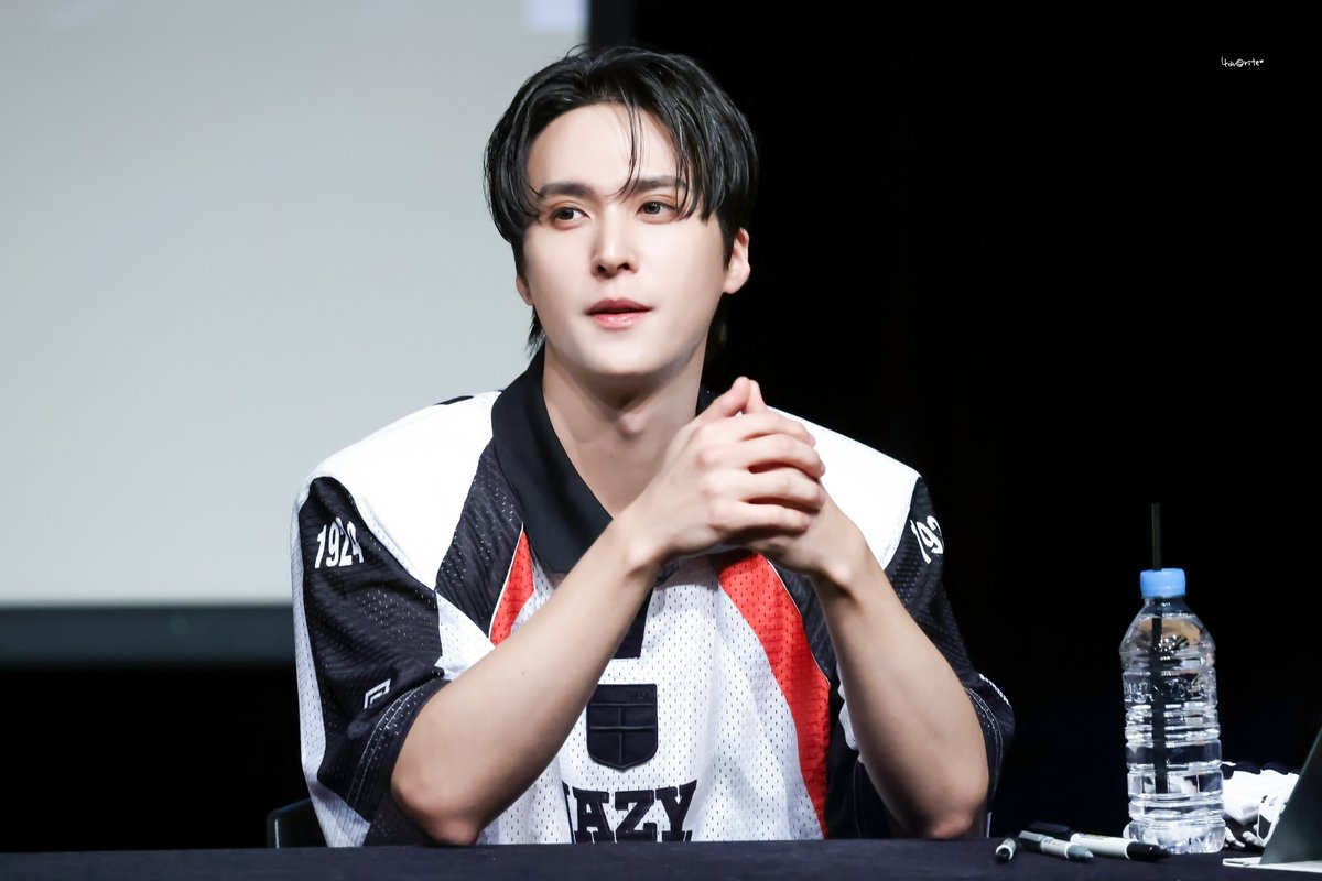 4avorite_HL's tweet image. 250509 휀걸과의 만남을 준비하는 자세

#하이라이트 #HIGHLIGHT #비스트 #BEAST
#손동운 #SONDONGWOON