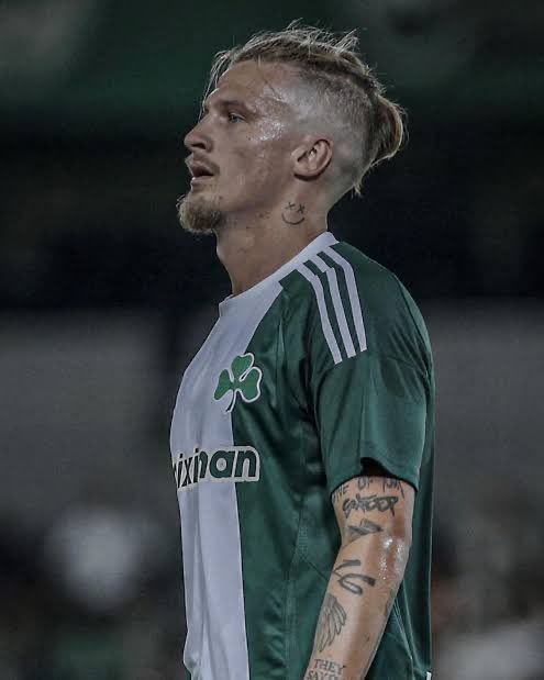 -Can we have Cristiano? 

-No! We have Cristiano at home. 

Cristiano at home: 

#paofc ☘️