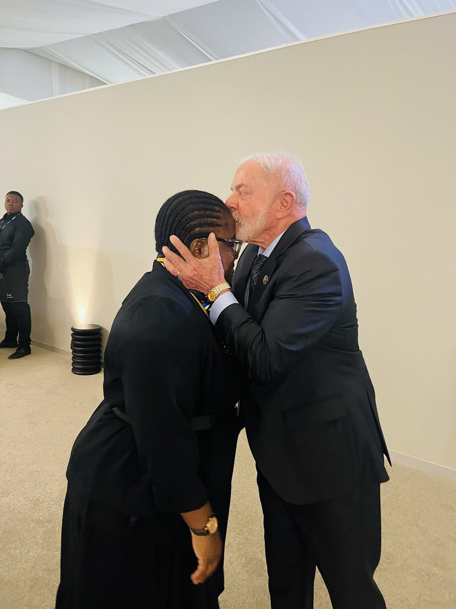 It’s being a fulfilling experience. Ria livhuwa President Ramaphosa.🇿🇦