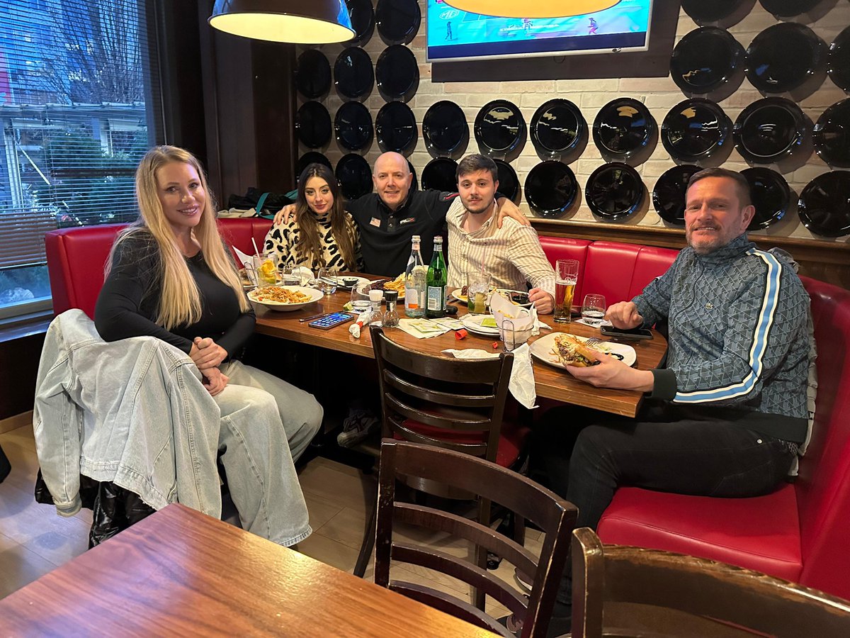 Luna Doll tweet media