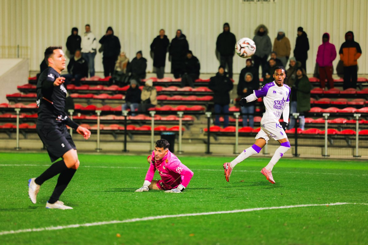 kbeerschotva's tweet photo. Oscar Vargas met zijn eerste doelpunt voor Beerschot ๐ฃโช๏ธ.
#ROCBEE #WeAre13 https://t.co/zgBogpCxVc
