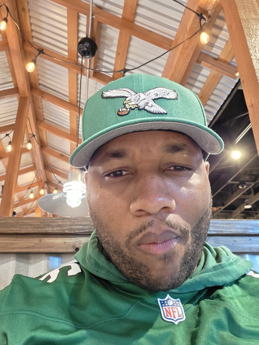 Lawrence tweet media