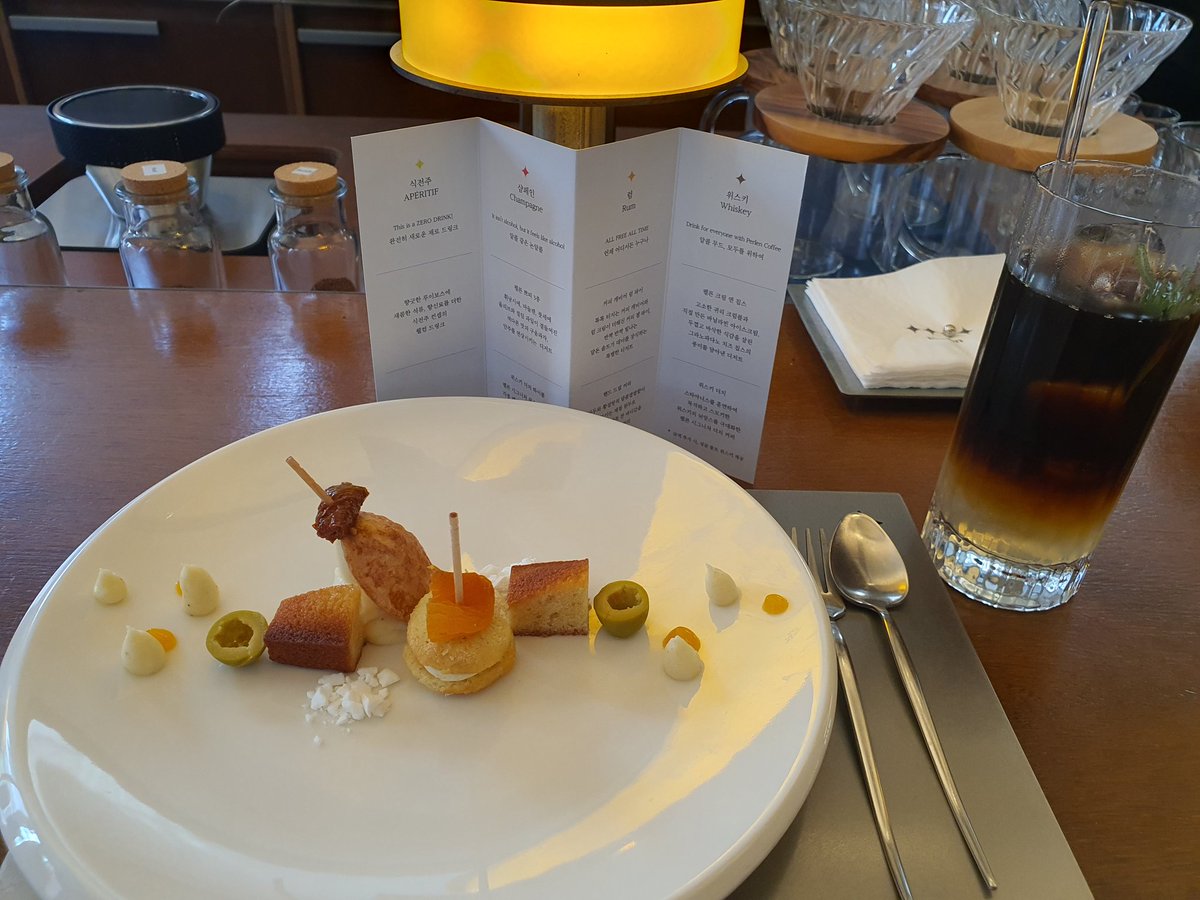 카시와기 tweet media