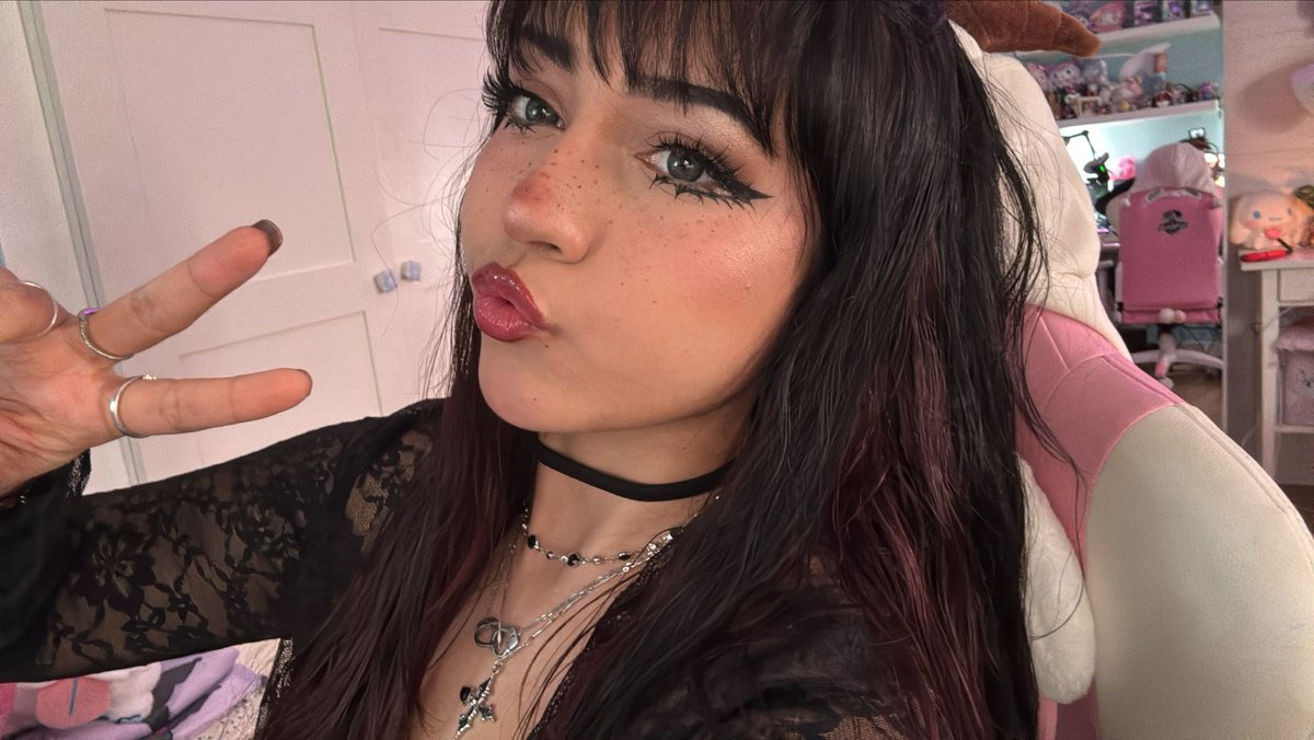 𝓹𝓪𝓾𝓵𝓪🚷 tweet media