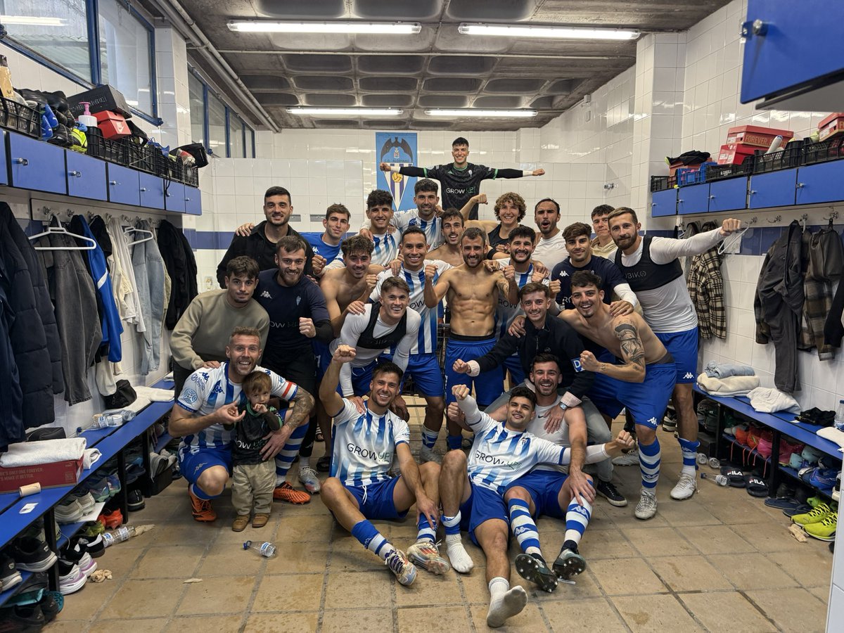 EQUIPOOOO 🚀🍍
 
Los tres puntos se quedan en casa 😎 

#LaMoralTornaACasa #AlcoyanoPorreres