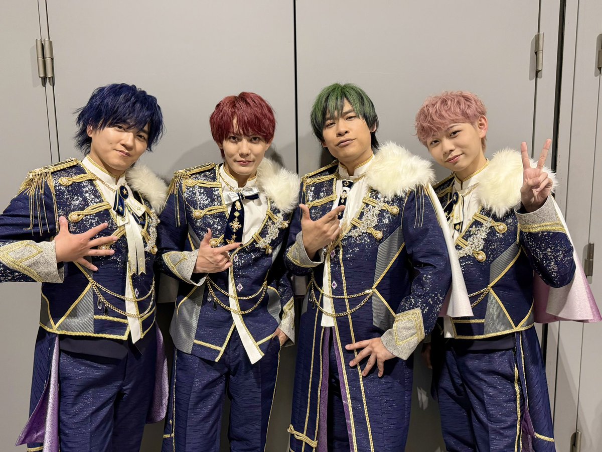 zurixzuri's tweet photo. #あんスタ #スタフォニ 4th Super bloom
DAY2ありがとうございましたー‼️
✨🌸🎤😄🌟🌸✨

まさかまさかの‼️
MELLOW DEAR USシークレット出演‼️
&「Dear World」「Mellow Addiction」フルサイズでの初披露‼️
✨🍫😊😏😉☺️🤎✨

こんなにも早く皆さんの前で最高のパフォーマンスをお魅せできることになるとは…‼️
✨🌍🎤😉🎤😊🎤😏🎤☺️🤎✨

本当に最高の時間を皆さんと過ごせて幸せでした‼️
✨🙏🥹✨

今後もメロアス魅せますので‼️
何卒宜しくお願い致します‼️
✨✈️😊😏😉☺️💨✨

明日のDAY3もお楽しみに‼️
✨🎤😄🌟✨