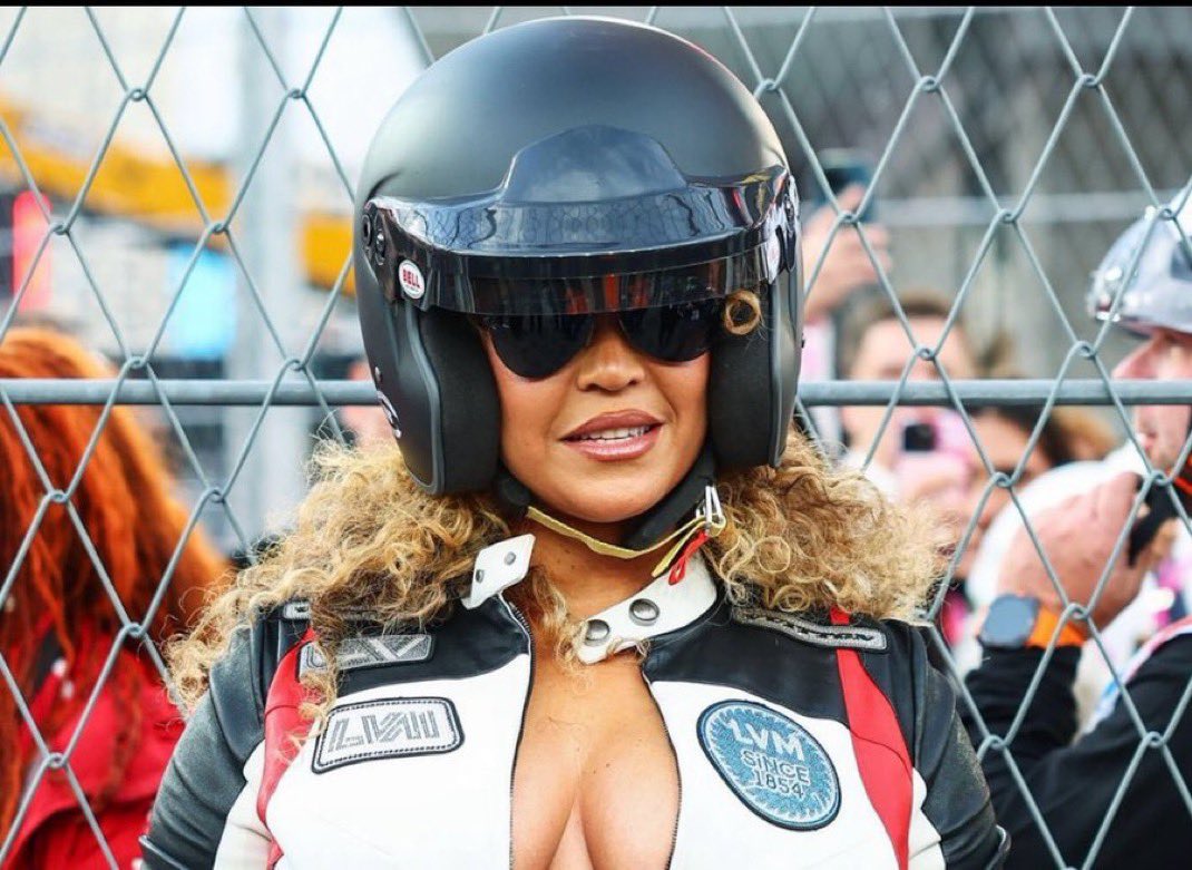 🐍Eris°🐍 tweet media