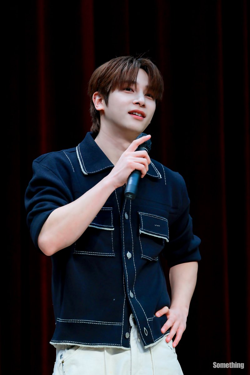 𝙎𝙤𝙢𝙚𝙩𝙝𝙞𝙣𝙜 𝙂𝙄𝙁 tweet media