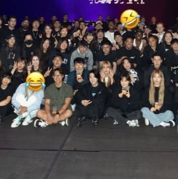 bigdeal0818's tweet photo. new yoongi tour pictures 🥹 https://t.co/v9Tt75E7XN