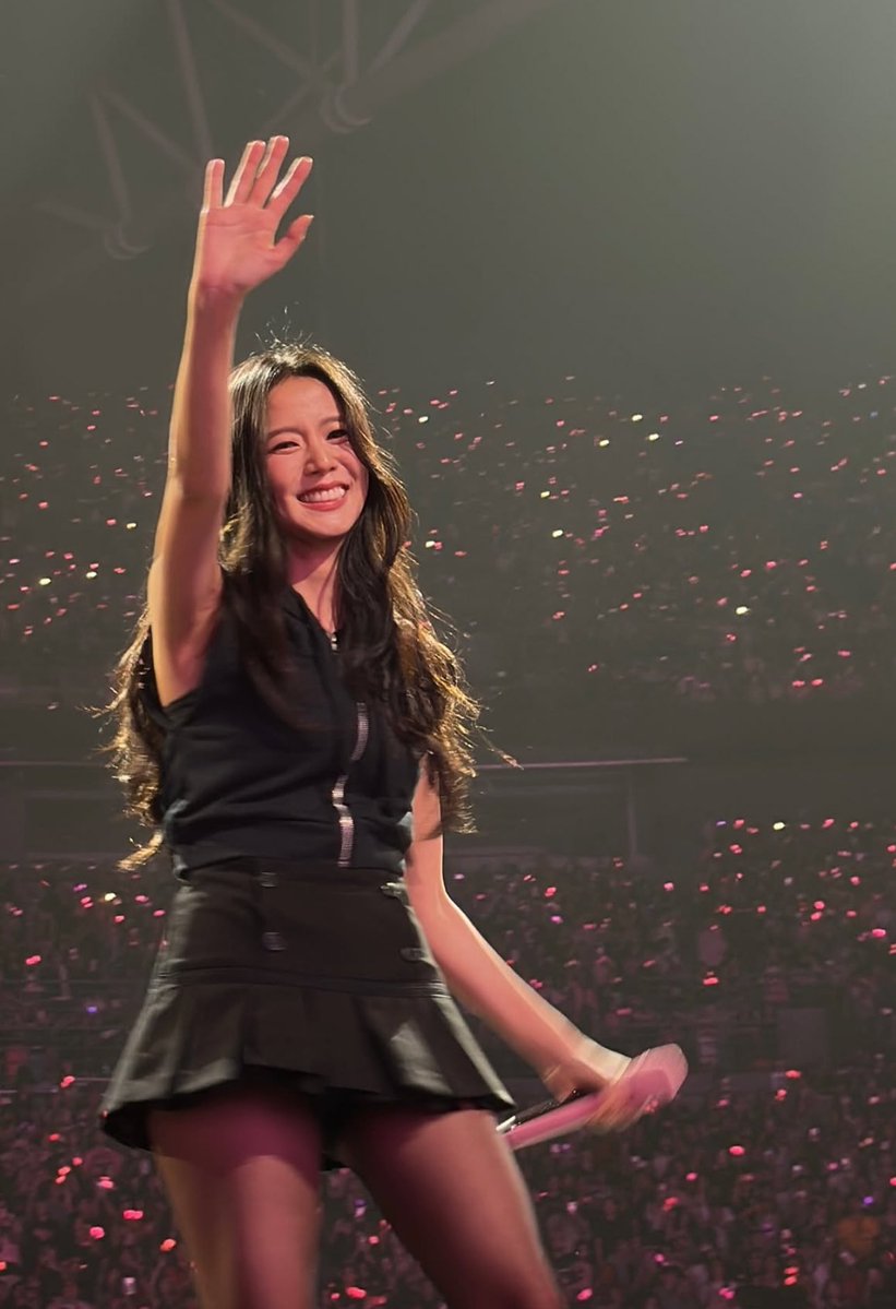 rosesaresoya's tweet image. angels are real