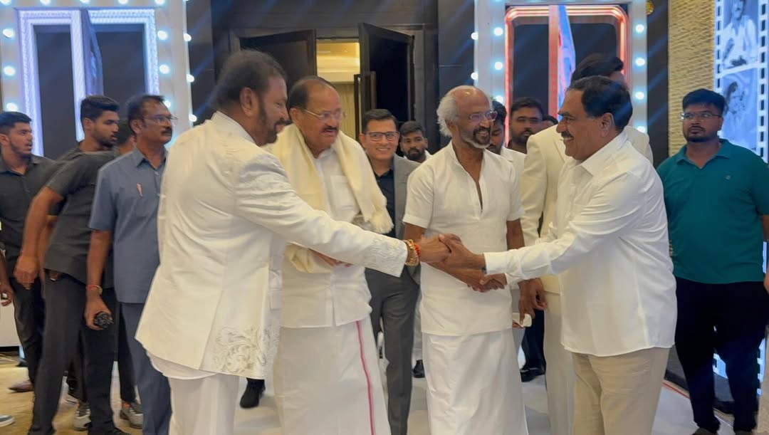 BinaryPost001's tweet image. THALAIVAR ...

#MB50 #Mohanbabu #50YearsOfMohanBabu 💐 

#Thalaivar 🤘 #Superstar #Rajinikanth @rajinikanth #BinaryPost