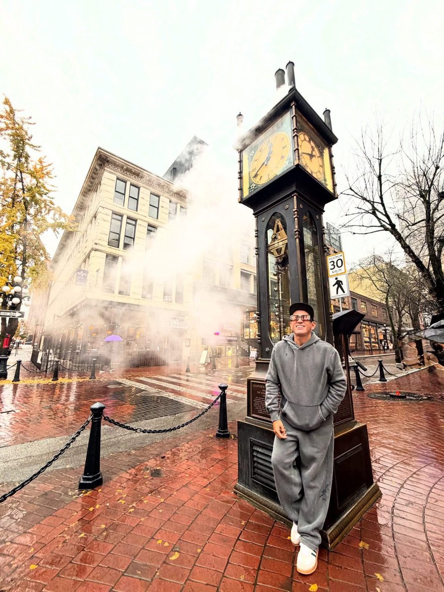 Chrystravelers tweet media