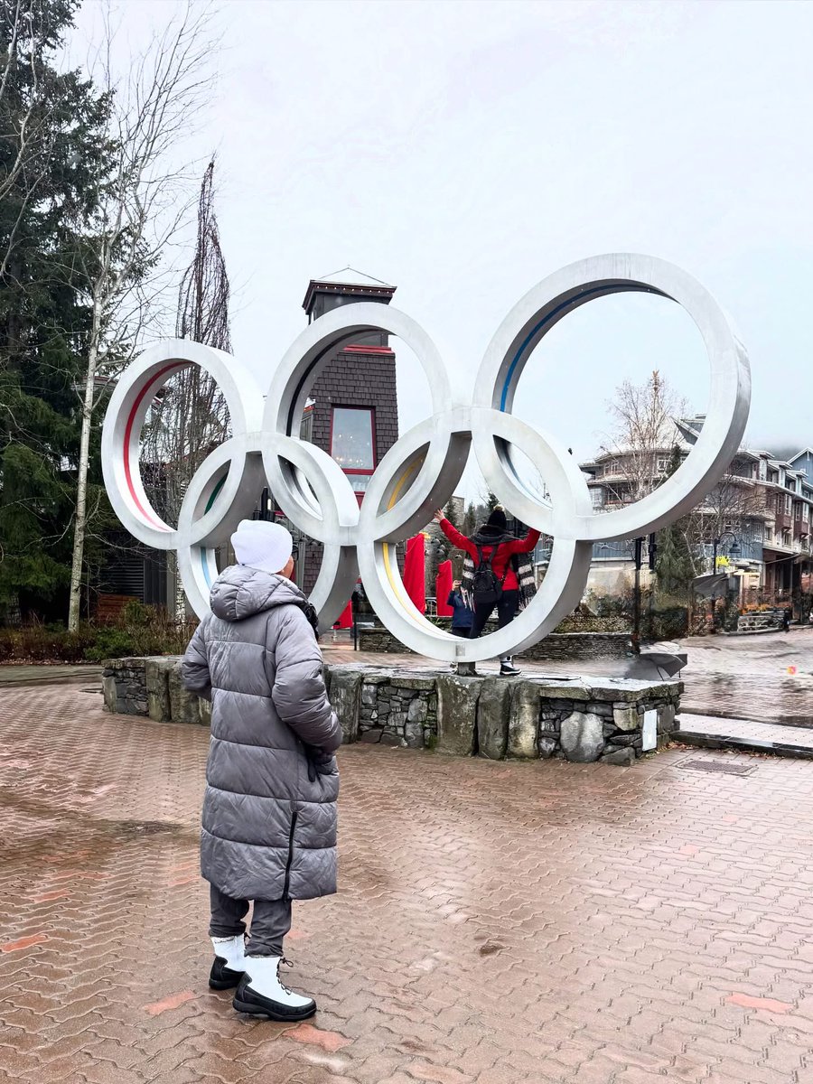 Chrystravelers tweet media