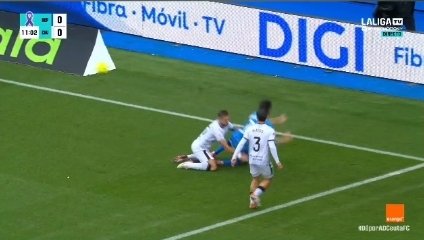 MrAsubio's tweet image. #Dépor #Ceuta

🤏🏻Xoga con lume aquí Diego Glez meténdolle o peito nas costas a Mulattieri e puidendo ser considerado suficiente para pena máxima.

📌SI PITA PENAL NON PASARÍA NADA.

👮🏻‍♂️:✅️
📺:✅️

▪️Mercaría calqueira decisión tomada, non me parece erro claro, obvio e...