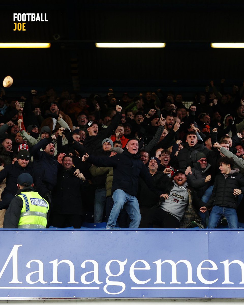 FootballJOE's tweet photo. A 3-0 thrashing at Hillsborough on Sunday.

No loss v Sheffield Wednesday since 2012.  

Three wins in a row in the Steel City derby. 

Sheffield is Red. #twitterblades 🔴 https://t.co/qHntG8jQzC