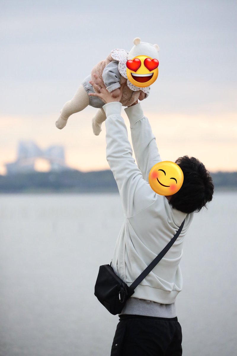 結婚記念日に公園にお出かけ🫶
去年は新婚旅行に行ってたのに、今年は家族が増えてるんだもんな…1年ってすごいな…