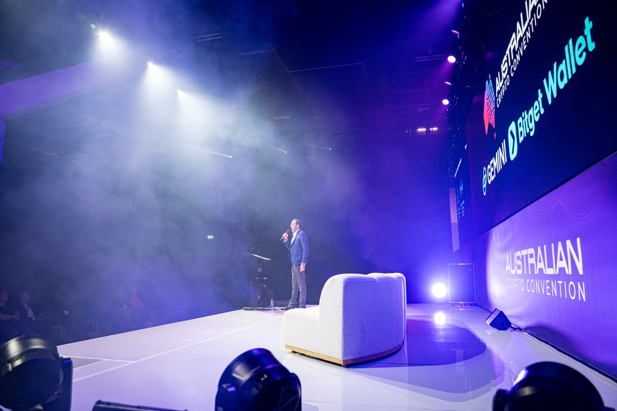 bitget's tweet image. CMO @ignaciobitget crushed Day 1 of #AusCryptoCon, hitting the stage twice for @BitgetWallet &amp;amp; Bitget! 🇦🇺

Key themes: Security 101 &amp;amp; building Community-First #UEX. Sharp insights, strong energy.

#EventWithBitget