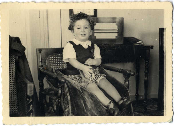 23 November 1937 | A Dutch Jewish boy, Siegfried Robert Spanjaard, was born in The Hague.

In October 1942 he was deported to #Auschwitz and murdered in a gas chamber after the selection.
---

Learn about the fate of Jews deported from the German-occupied Netherlands to