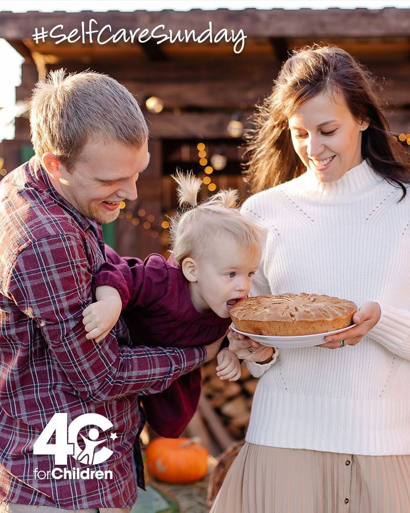 Happy #selfcaresunday!

Thanksgiving can be a stressful time of cleaning and cooking. Now is the perfect time to set expectations and remind ourselves that not everything has to be perfect (even if a child takes a surprise bite of pie before dinner is served 😅).