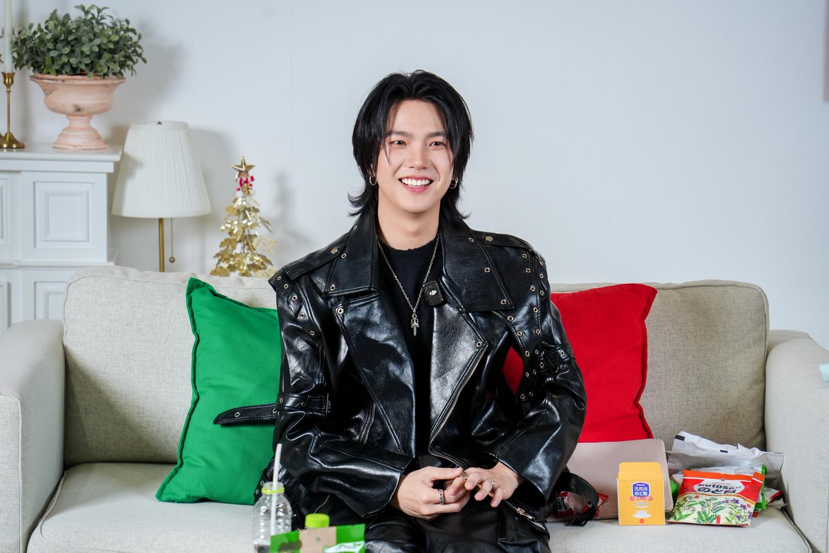 BiutifulBuild's tweet image. GOTOSAN 后藤医生 x BUILD

泰国曼谷摄影师BM: 泰国艺人Build金建成直播执行
泰国曼谷专业直播华人团队 泰国导播摇臂摄影摄像, 会议直播专业团队

XHS: xhslink.com/o/4nOfIrbhYLj 

BUILD WITH SECRET MISSION
#GOTOSANXBUILD @JakeB4rever #BuildJakapan