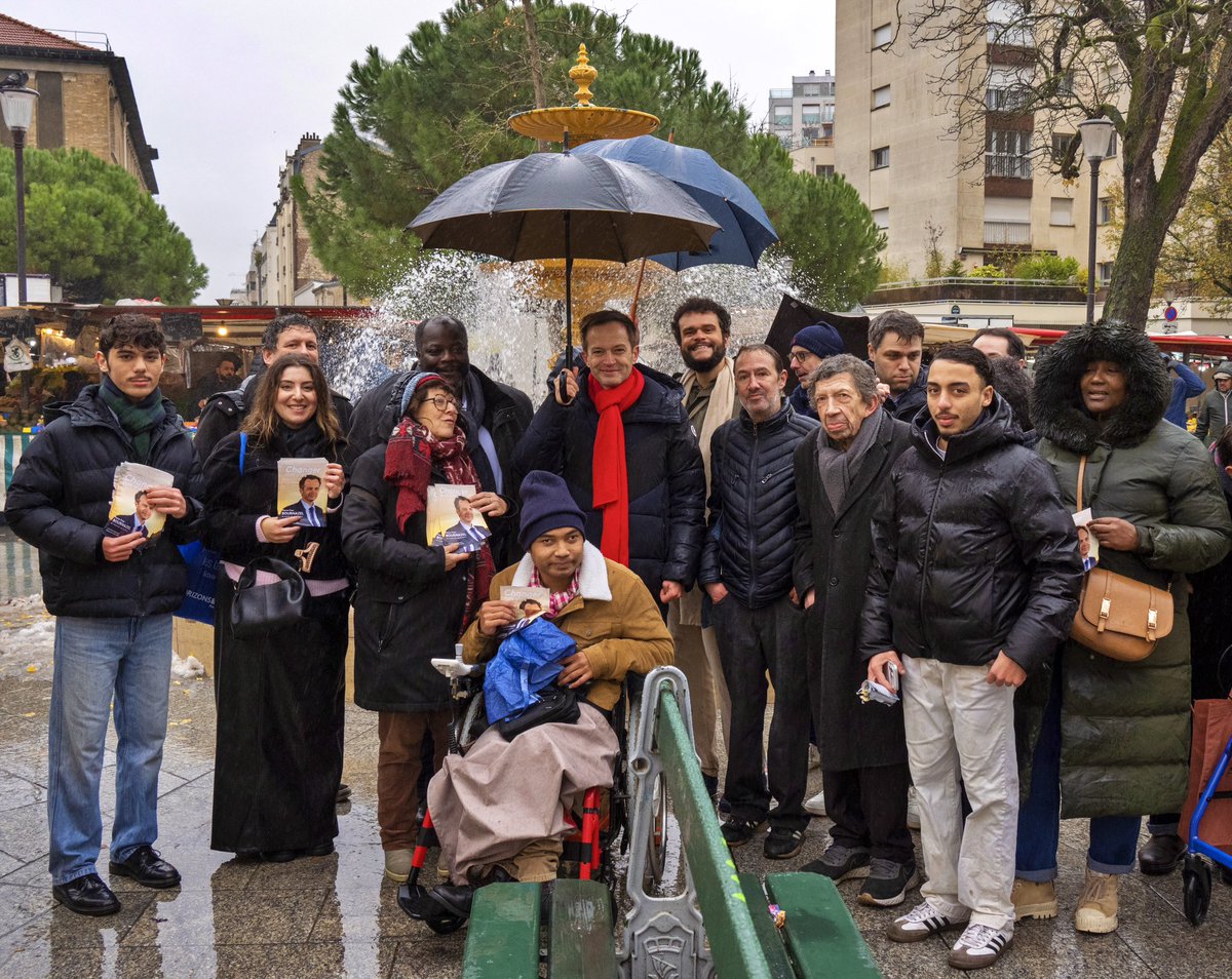 Bel accueil pour <a href="/pybournazel/">PierreYves Bournazel</a> ce matin au marché de la Place de la Réunion ! Les Parisiens sont ravis par sa démarche positive et sincère pour l’avenir de Paris. Nous l’avons accompagné à la rencontre des habitants du quartier.

En route vers la victoire !

#Paris2026 #Paris20 💫