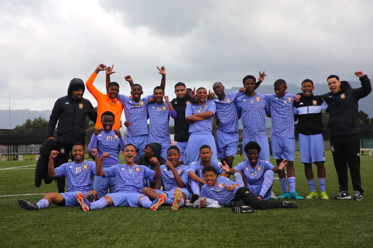 Fulham U18🏆
Tournament Of Hope✨️

GROUP A
YSD Macassar 
Ikapa Sporting FC
FC Kapstadt 
Red Rovers FC

Here we go Kaapstad !!