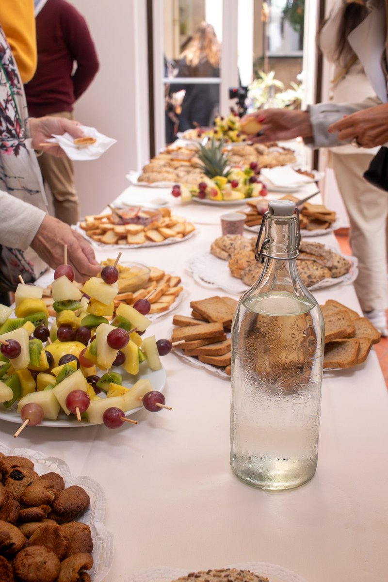 ProVeg_Int's tweet image. Last week, ProVeg Portugal organised an event in Lisbon on sustainable consumption and production, mass catering &amp;amp; the importance of legumes. 94 participants from food companies, higher education &amp;amp; municipal councils attended. Feedback showed the event was a huge success! 🇵🇹