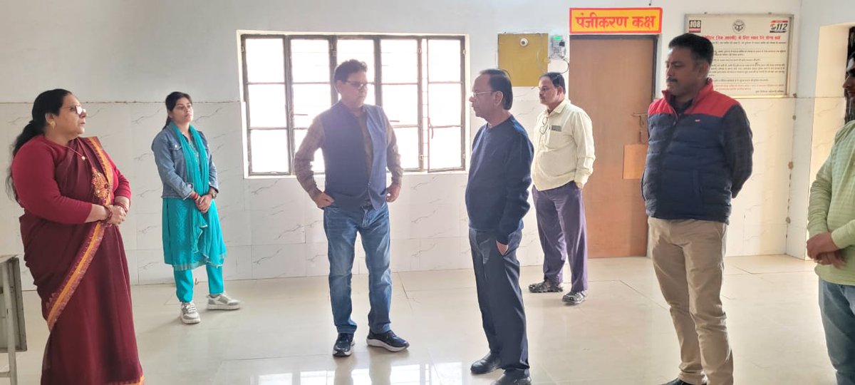 यूपी के देवरिया में जमीनी स्वास्थ्य सुविधाएं बुरी तरह चौपट। सीएमओ ने लिया सीएम aarogy mele का जायजा। सीएम आरोग्य मेला में हकीकत आई सामने