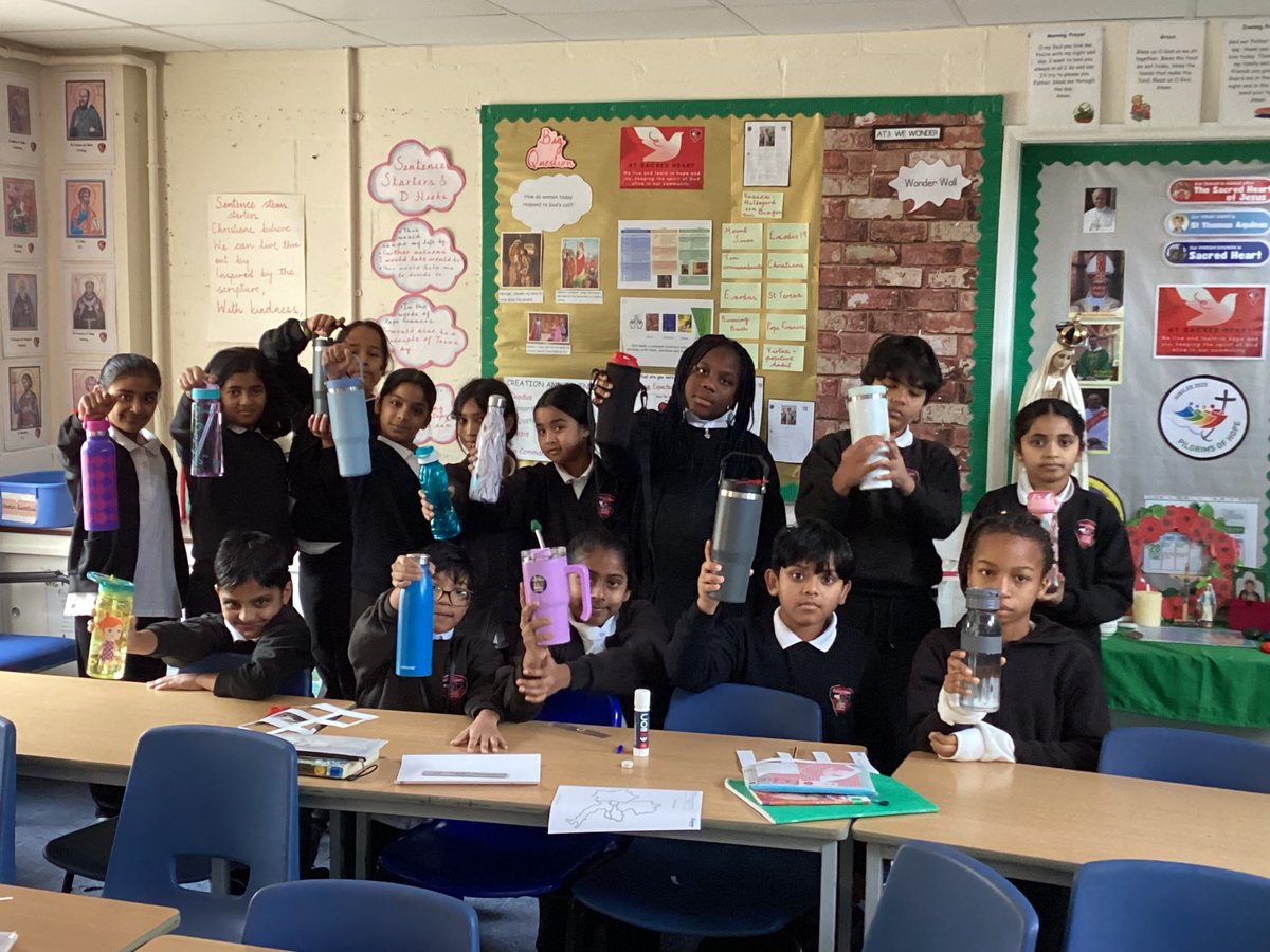 SHeartCVA's tweet image. Bring your metal bottles! 🌍💧 We’re stopping single-use plastics and joining the movement! Many have already made the switch—let’s follow their lead! Together, we can reduce waste and protect our planet! 💪♻️ #PlasticCleverSchools