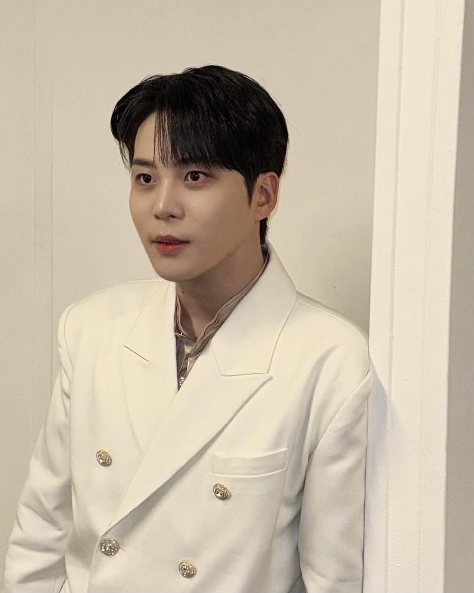 eco ; 종호 tweet media