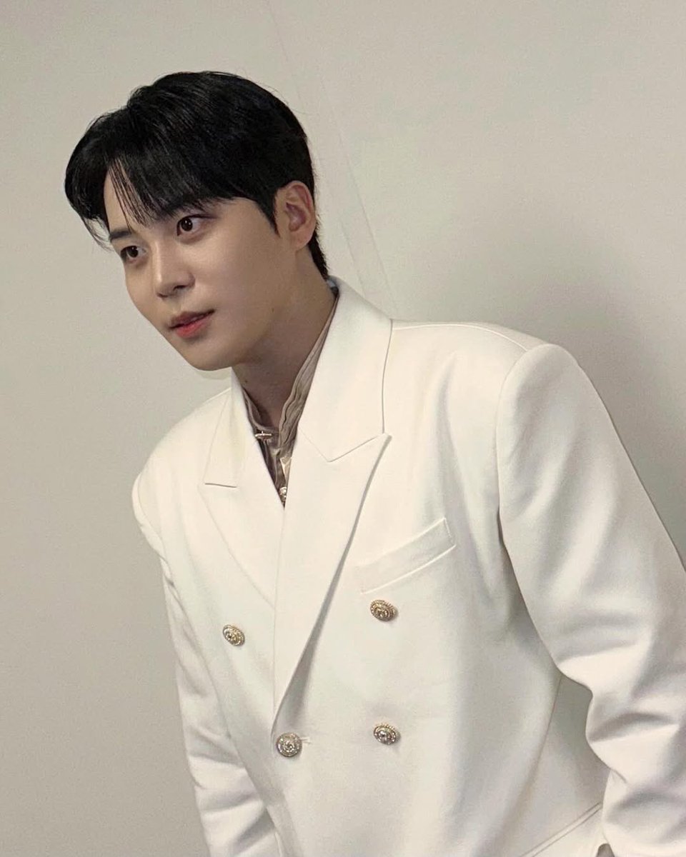 eco ; 종호 tweet media