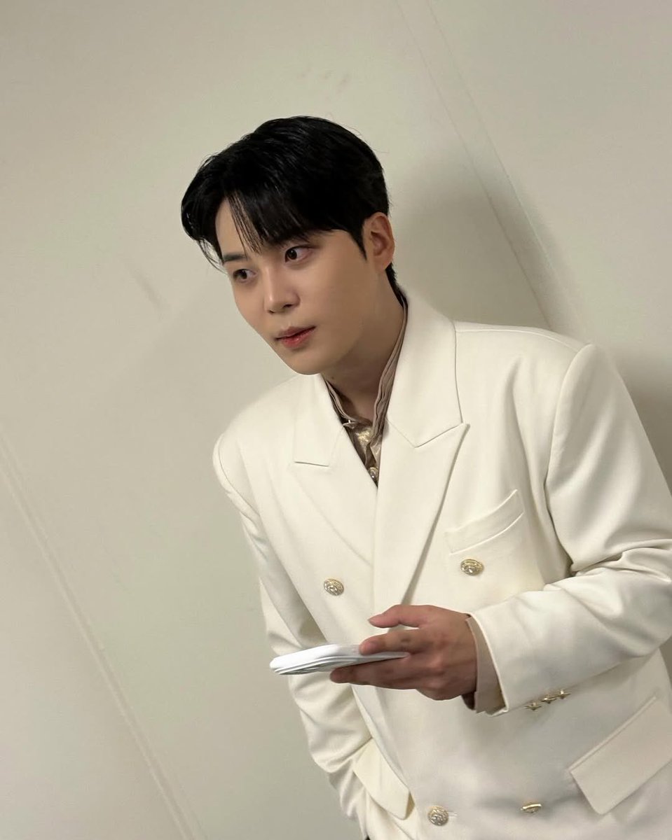 eco ; 종호 tweet media