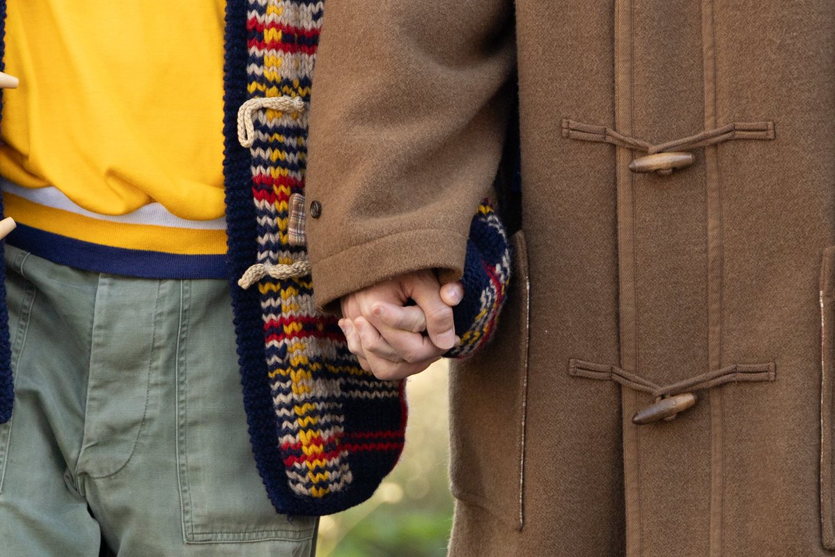 ◤ #ぼくたちん家 放送中🏠◢

「…誰もいませんね、今」

花束抱えて歩いてる人を見た時は、
幸せなことが起こる💐