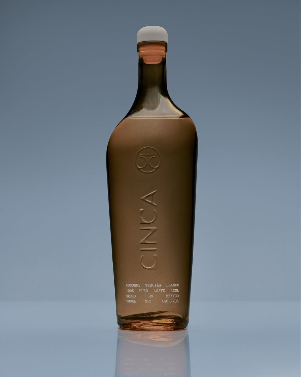 PENTAWARDS's tweet image. Actuel Studio&apos;s #packagingdesign for CINCA Tequila features a sleek, sculptural bottle with refined typography embossed onto the glass. Its clean lines and understated form convey a sense of precision and elegance, emphasising craftsmanship and purity. #DailyDesignInspiration