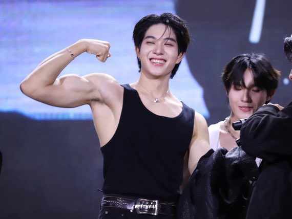 rahtipats's tweet image. ayo chokun HELLO WTF 😳

CHOKUNASTON VN FANDAY
#BoysInLoveSeriesxVIETNAM
#GMMTVFANDAY26 #Chokunz_jkz