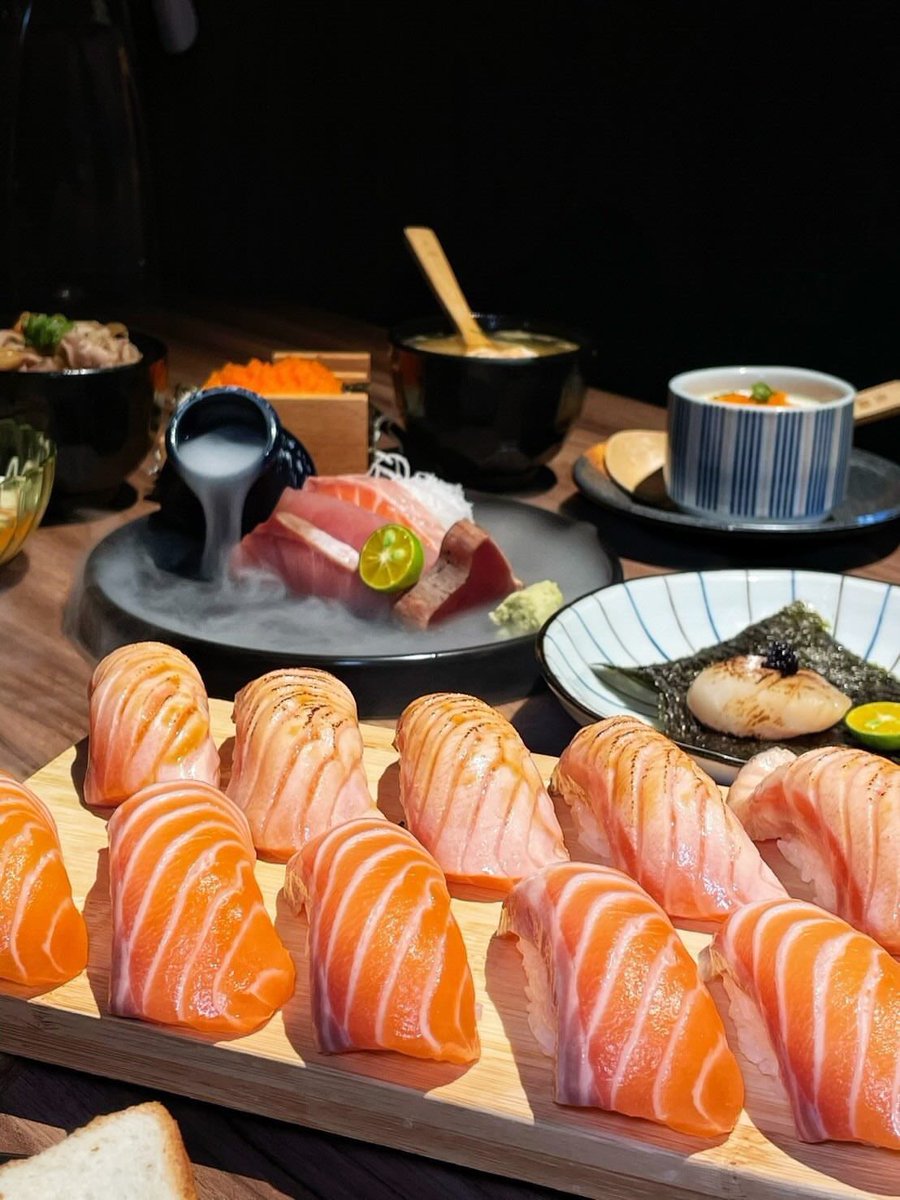 𝙒𝙖𝙮𝙣𝙚🪶 tweet media