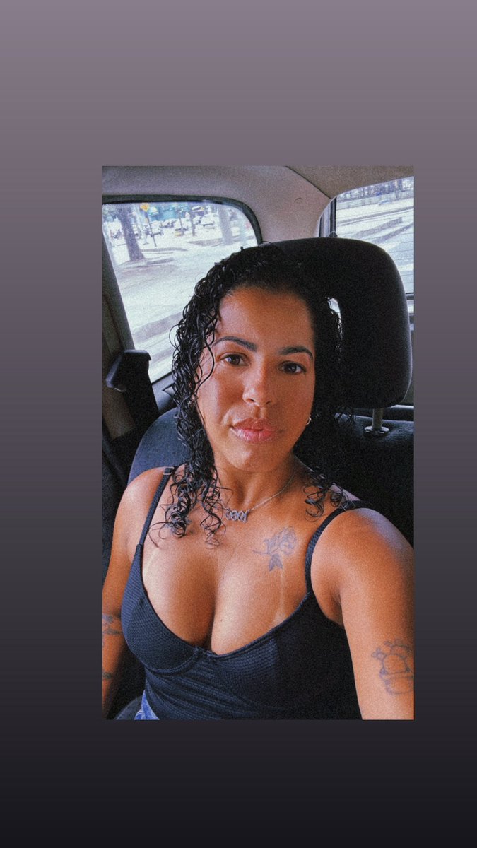 Eudaylimaa's tweet photo. Aos domingos, eu domingo. 🥳🤩 https://t.co/8E7NNTnDxK