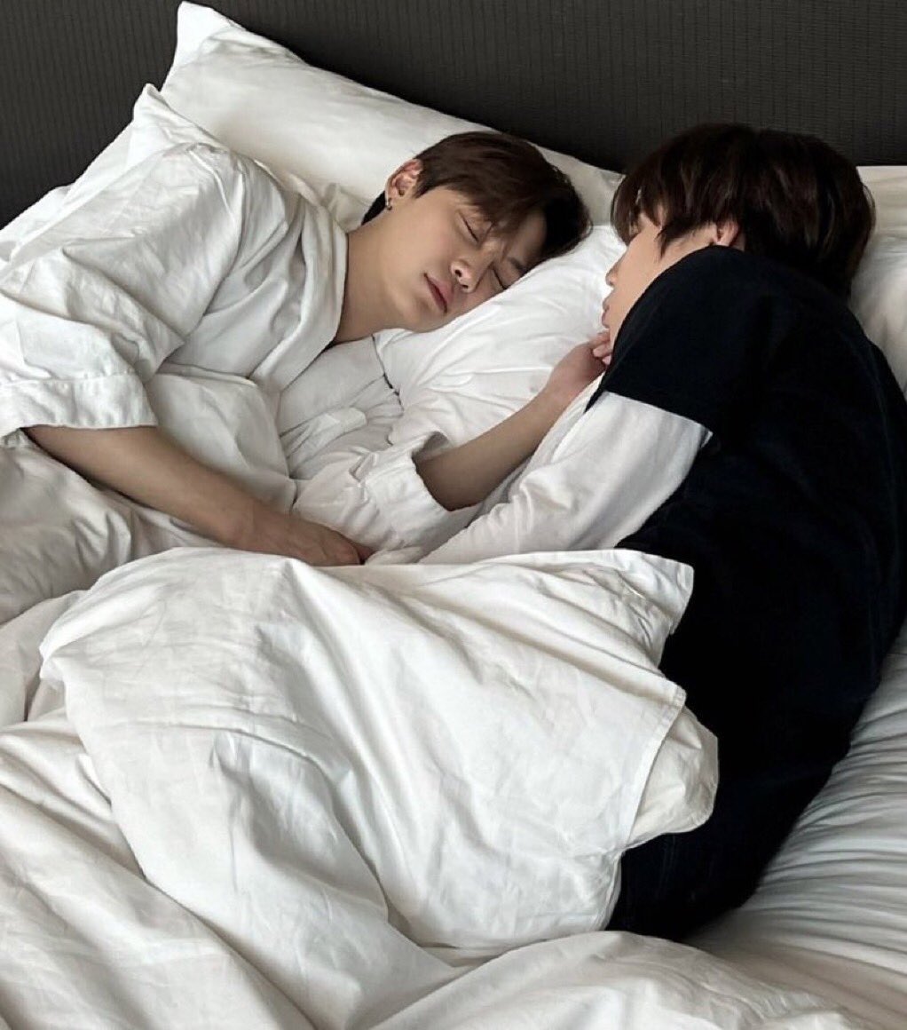 BSakhr89893's tweet image. ราตรีสวัสดิ์หลับฝันดีนะคับบบีบีเปรมเปรม🫶🛌❤️🩵🍥🍭🥦

#BounPrem