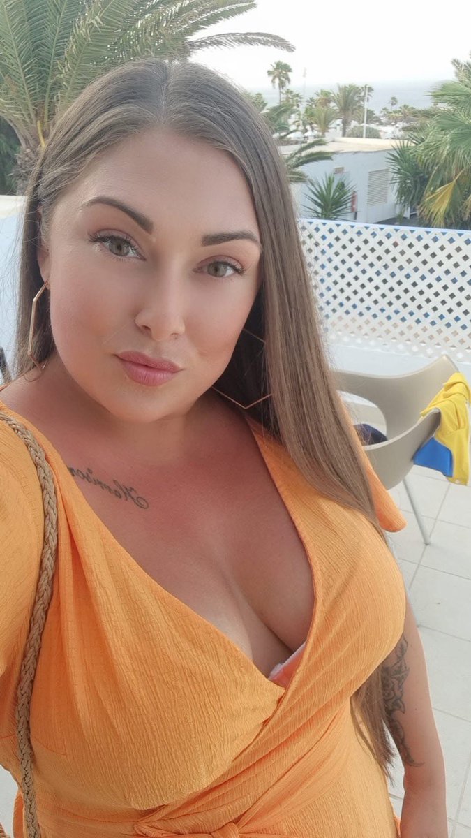 hot uk sluts tweet media