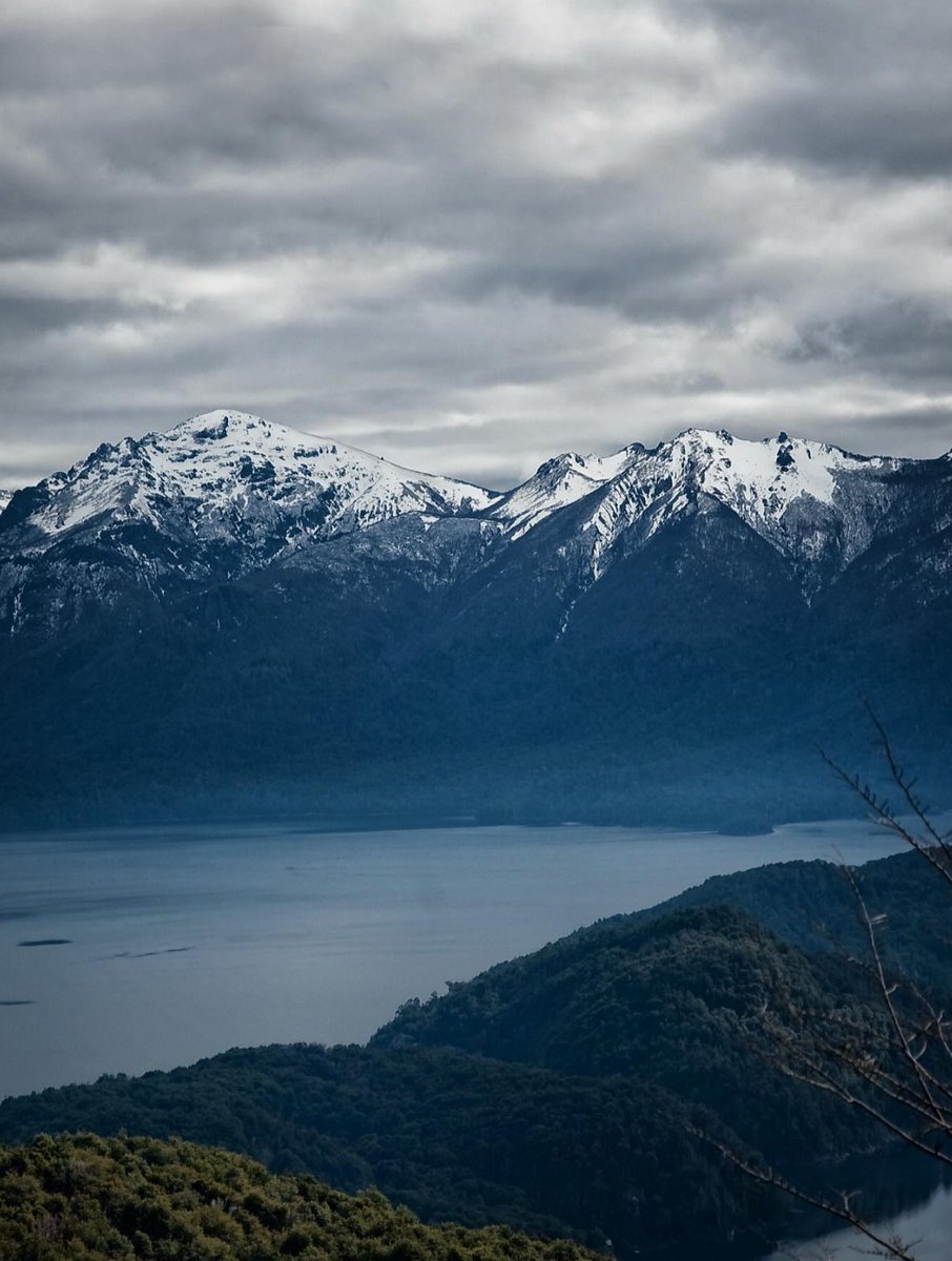 eidrianPhoto's tweet photo. Postal
#photo #photography #photooftheday  #picoftheday #picture #pictureoftheday #colorphotography #color #colourphotography #image #moments #nikon #street #argentina #tree #landscape #lake #france #city #sky #mountains #colorful #travelphotography #nature #bariloche #mountain https://t.co/t9jnxoKOON