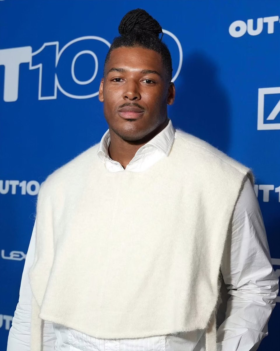 R.K. Russell tweet media