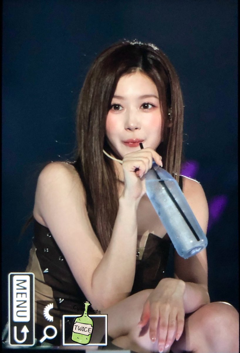 Cyan Hints tweet media