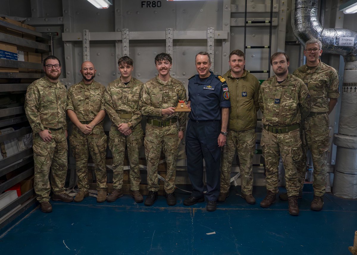 UK Carrier Strike Group tweet media