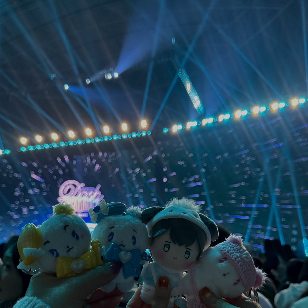 plli_purr's tweet image. 251121 PLAVE Asia Tour [DASH: Quantum Leap] Encore 첫날
.
너무 행복해따🥹
앙콘 아니고 새콘이여따🫶🏻
.
#PLAVE #DASH_Quantum_Leap_Encore
#PLLI