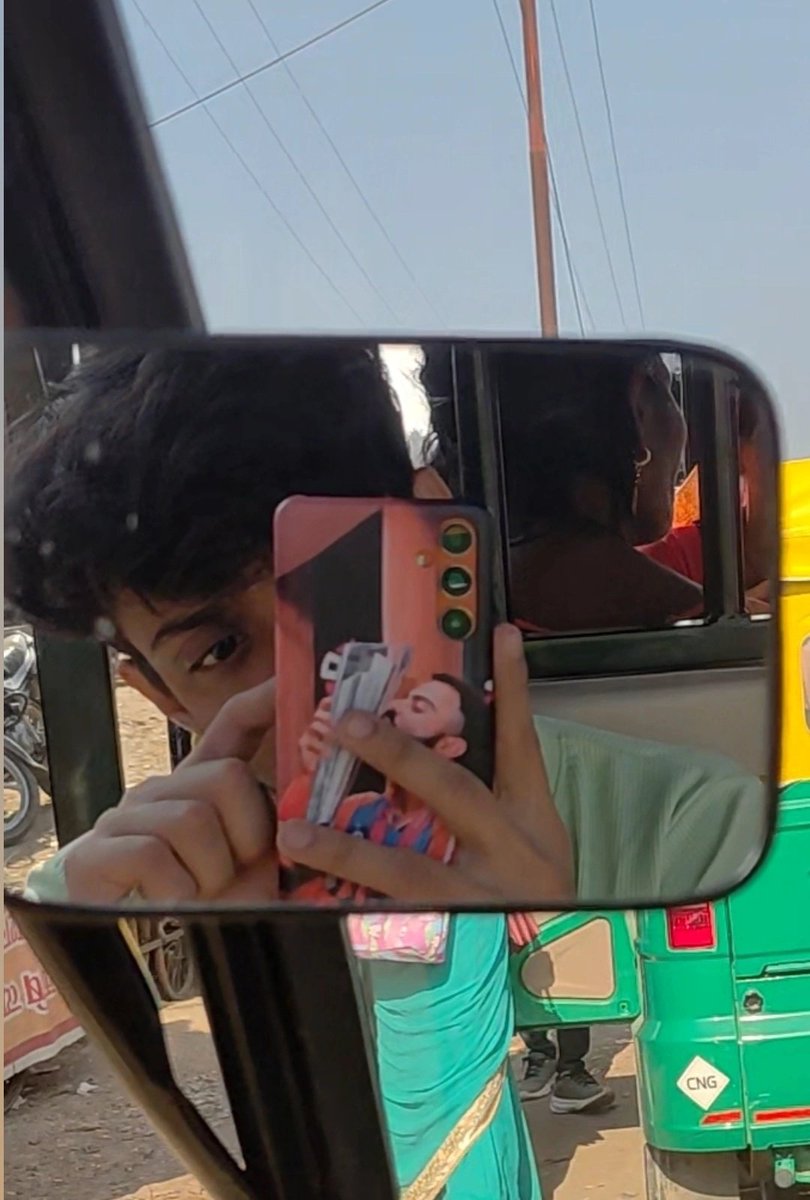 Qt with a random selfie, or else 2026 will be terrible.