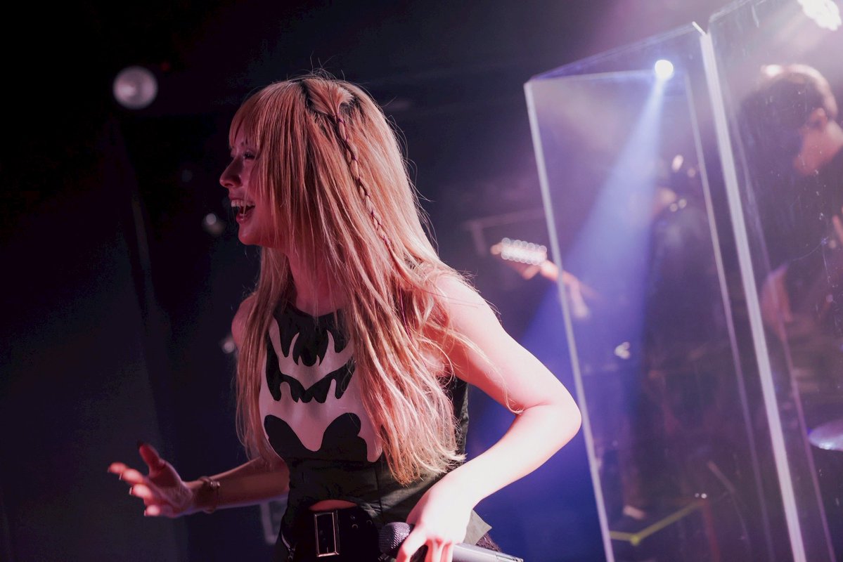 Quubi_hana's tweet image. ライブハウスが本当に大好きで、あなたたちと共有したこの時間がいつも愛おしすぎるんだ、ツアー横浜ありがとう。