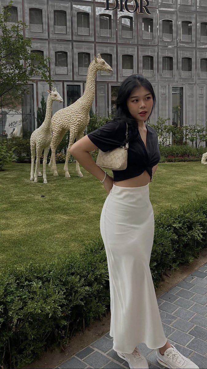 YourFriendStory's tweet photo. Keeping up this 4 post concept

Will mix tgt with the collage as well :)

Anyone wanna submit their irl. Drop me a dm https://t.co/etR2jvqS5d